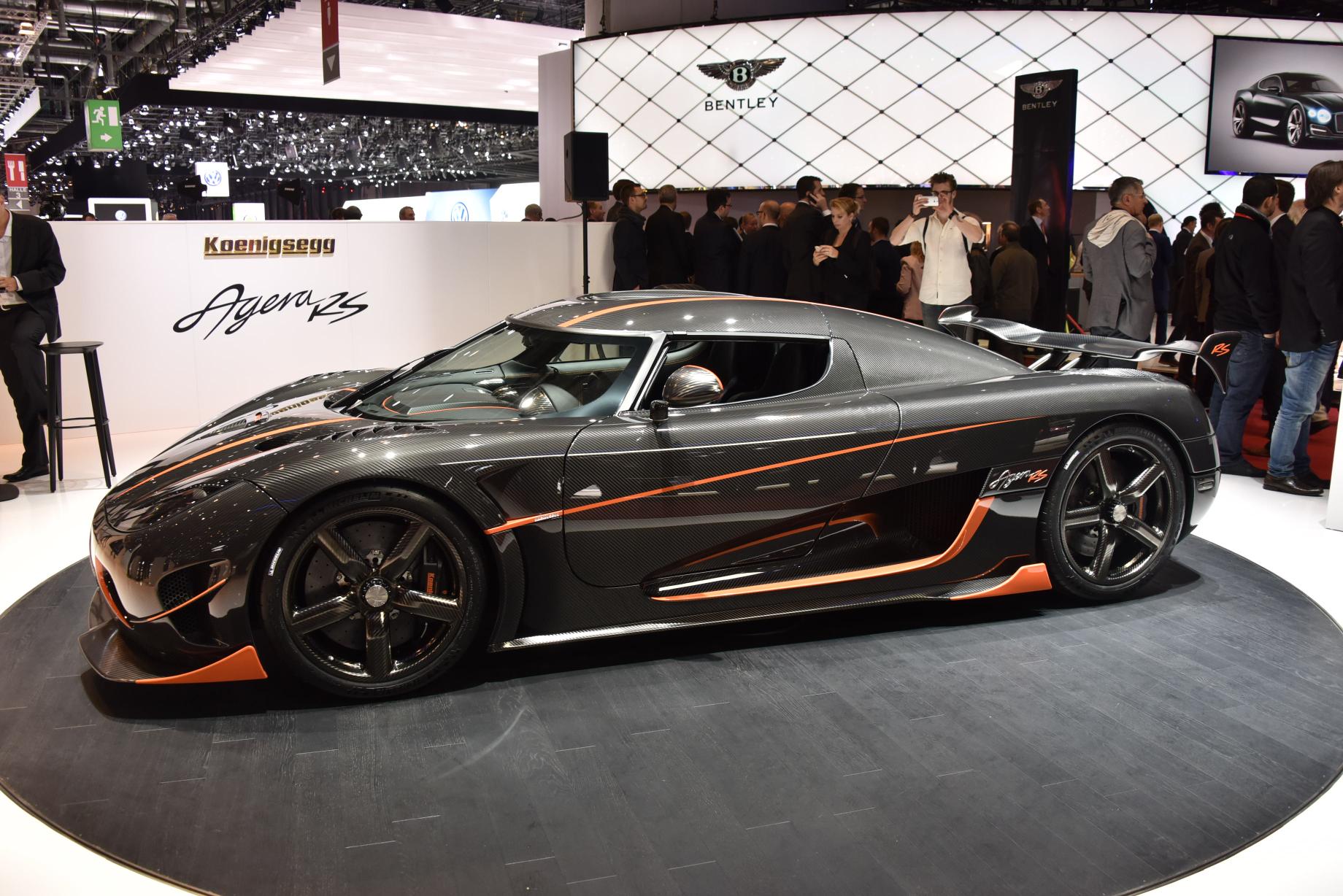 Top 7 Fastest Cars In The World - Koenigsegg Agera RS