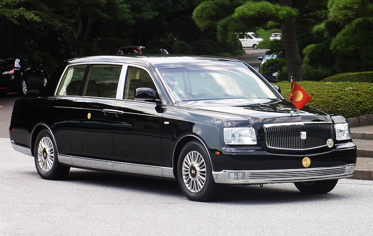 Japan-Emperor-Toyota-Century-Royal