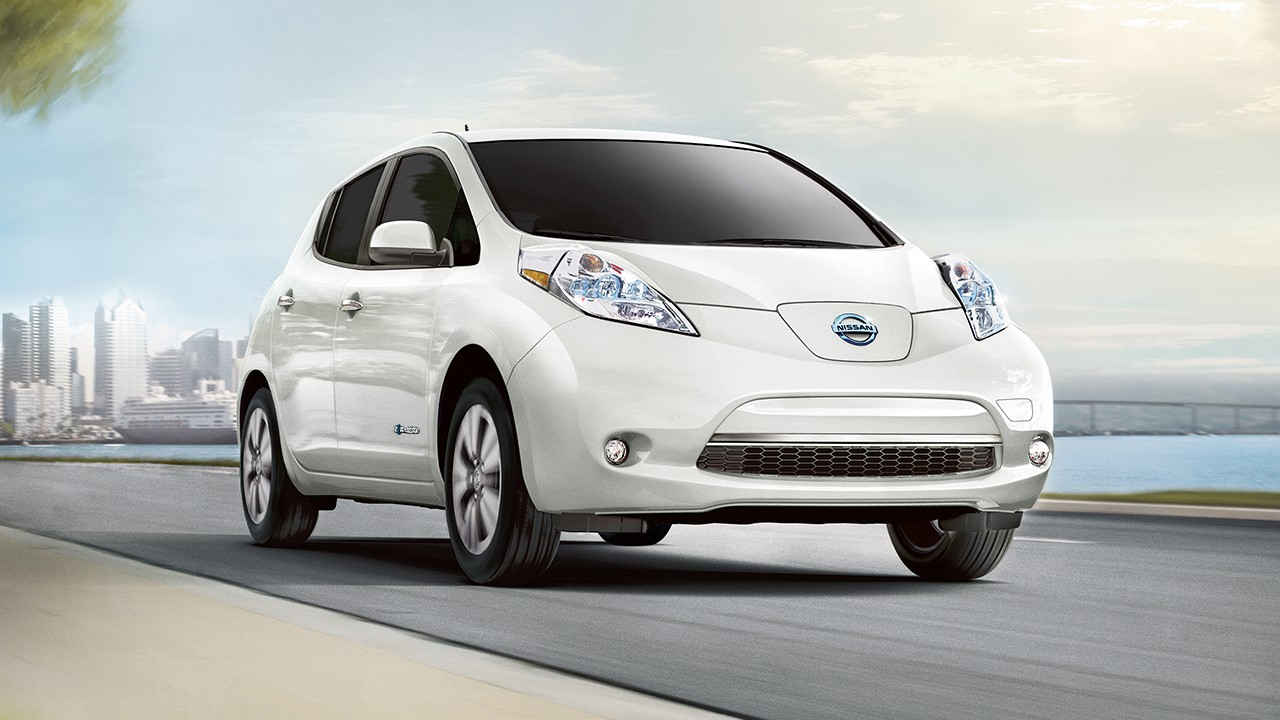 nissan leaf in Qatar